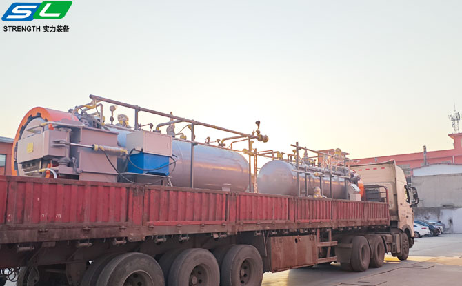 2臺陶瓷材料高壓反應釜發(fā)往重慶